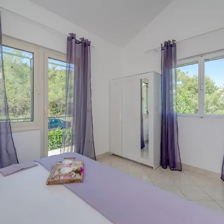 Holiday home Kalinic *