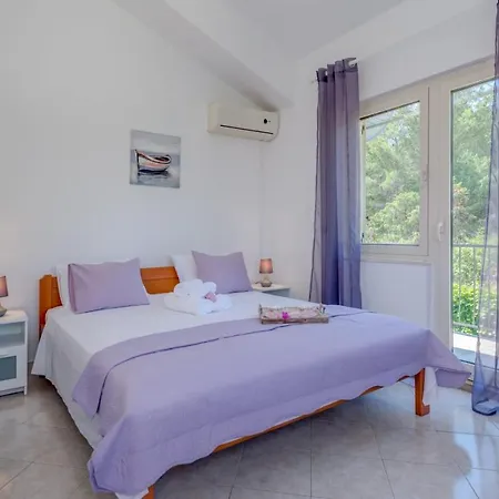 Kalinic Hébergement de vacances *